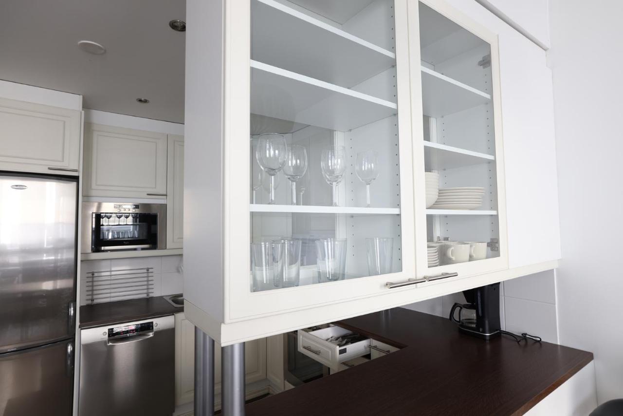 2Ndhomes Cozy 44M2 1Br Home With Best Location In Kamppi! Helsinki Luaran gambar