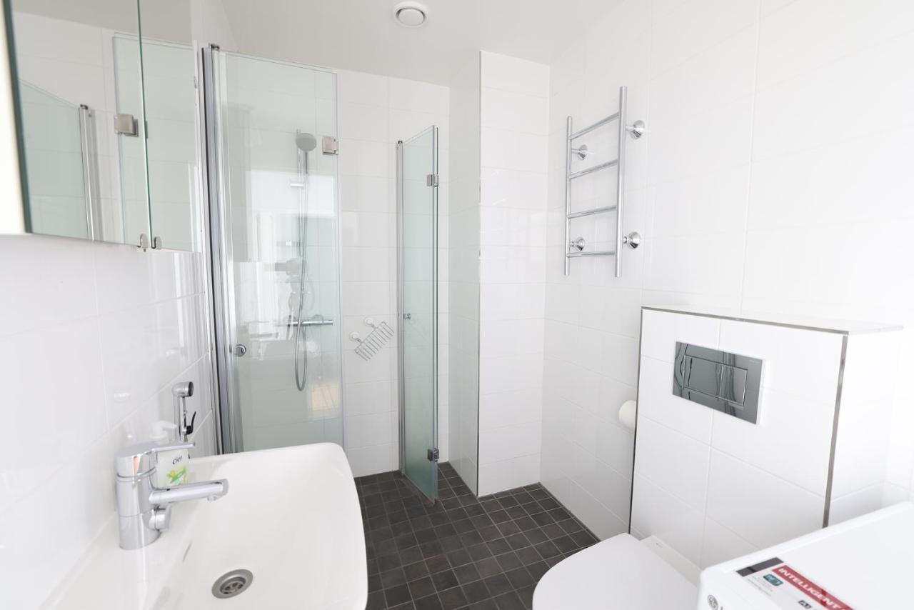 2Ndhomes Cozy 44M2 1Br Home With Best Location In Kamppi! Helsinki Luaran gambar