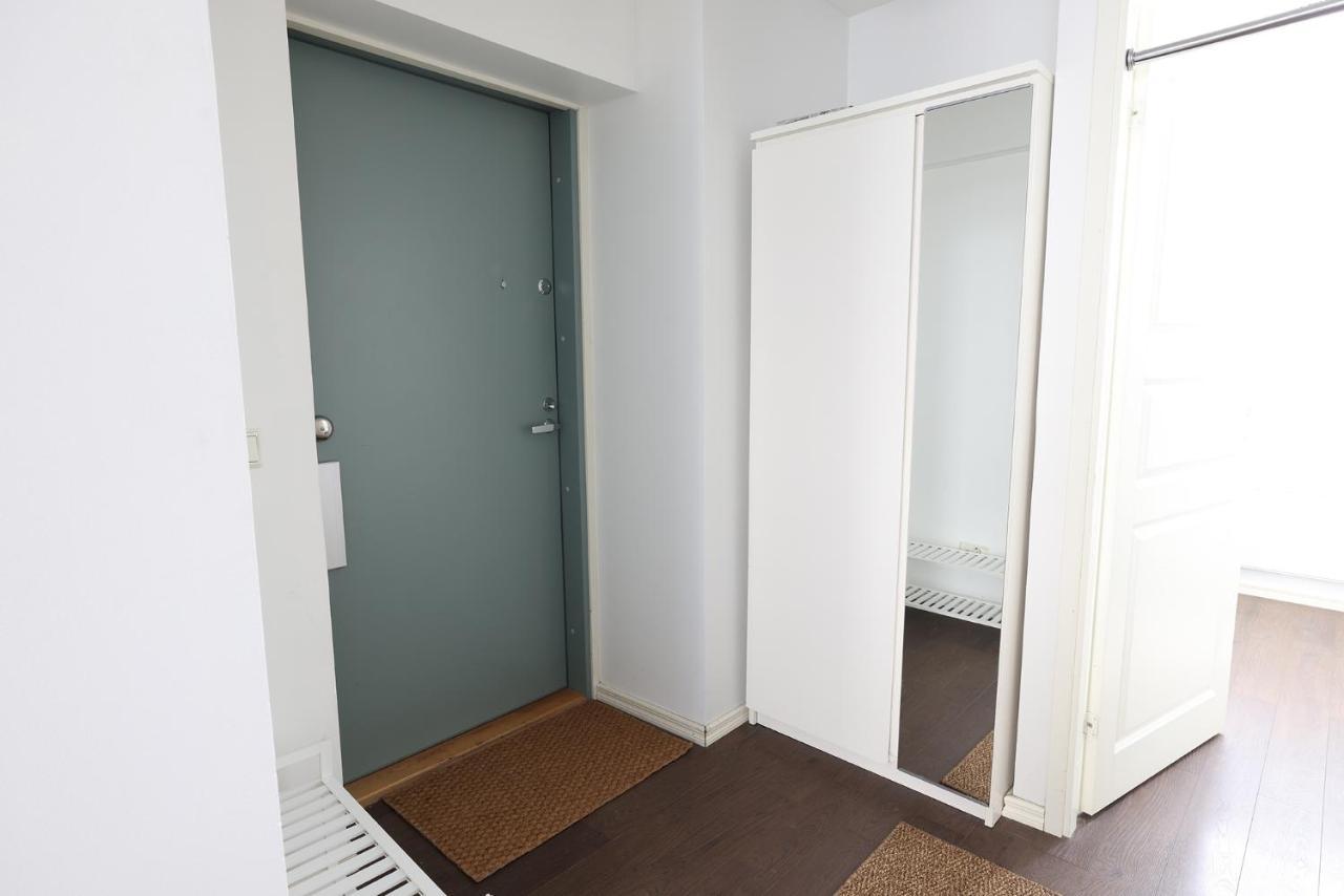 2Ndhomes Cozy 44M2 1Br Home With Best Location In Kamppi! Helsinki Luaran gambar